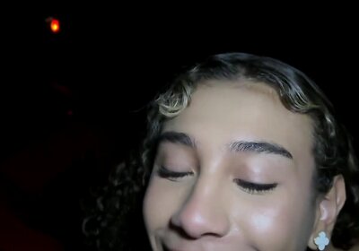 Hotsolzinha Levando V Rias Leitadas No Cinem O Em S O P