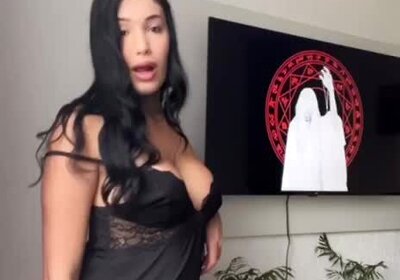 Naughty Transgirl Sways and Shows Off Her Dick