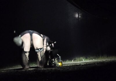 ⛔En Attente De Belles Bites Le🌜Cul À L'air Sur Un Parking La Nuit La Faisanderie91 VaneSsaBiTCHx