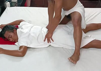 A Verry Long Massage With An Happy Ending