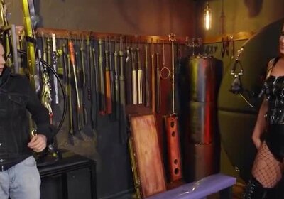 Busty trans Aspen Brooks dominates a guy and barebacks