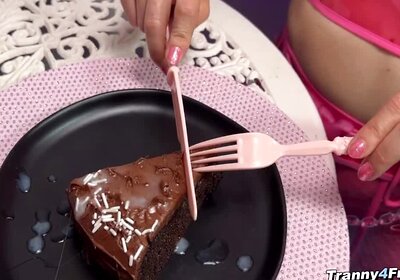 Masked Tgirl Gives Sloppy Deepthroat Blowjob