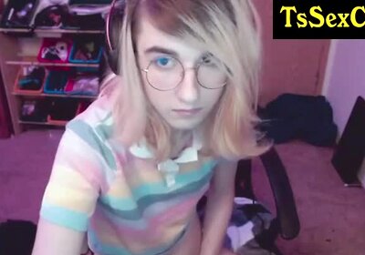 thin sissy in glbuttes tugs her pecker on cam