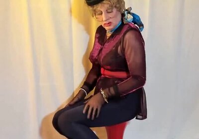 seductivebabe in leggings 13683878