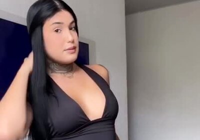 Hot Trans babe have a surprise for you !!