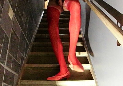 73 Kiana stairs up 1