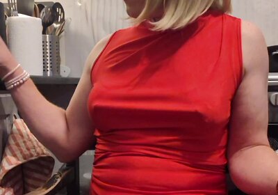 Lady(not) in red dress smoking