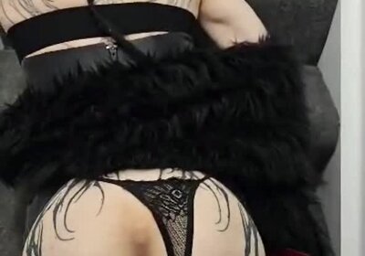 Bbc fingering petite goth femboy in public