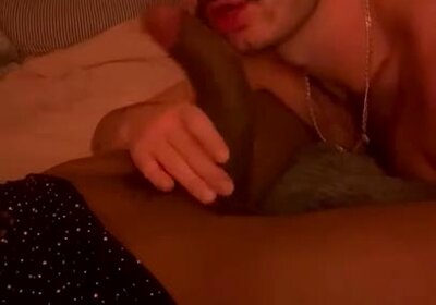 Katellyn dellatuxxe fucking a guy