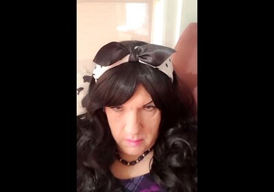 Mikaela made a mess on her phone