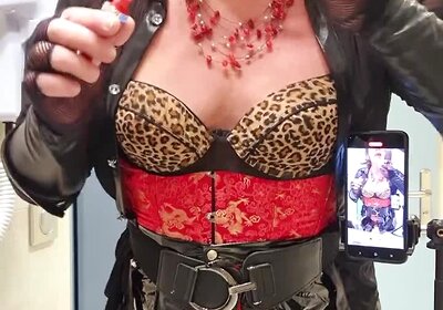 Solo doing makeup in the mirror