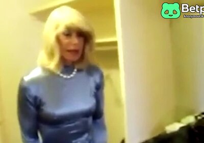 Super Hot Mature Blond Tranny
