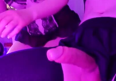 Big Dick TS gets helping hand 3