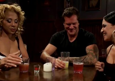 Shemales Double Team Lucky Guy With Gagging Blowjobs And Hardcore Anal Fucking