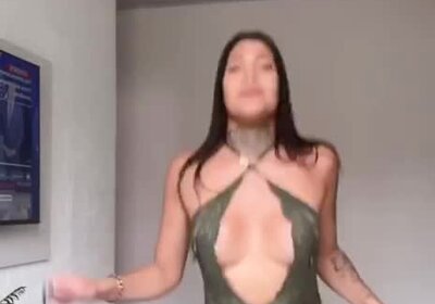 Young Trans Babe Jerkin to Porn Lets cum Together