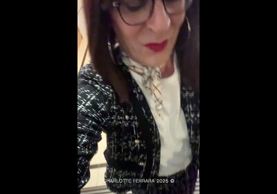 Charlotte Ferrara reveals her pretty feet in her sheer nylon stockings