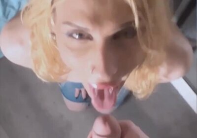 Stunning T-Girl give the Perfect Blowjob with Cum in her Mouth