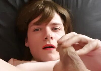 Sissy Sophie Self Facial