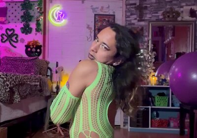 Pretty when I Cry Sensual Naked Dance