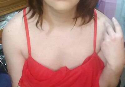 Sissy riding in dildo