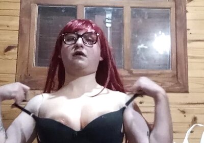 Sissy red-head masturbate