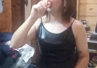 Sissy dildo masturbate pt 2