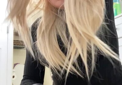 Slut sissy trap Crossdresser shows milf stepmom how she will ride a guys cock