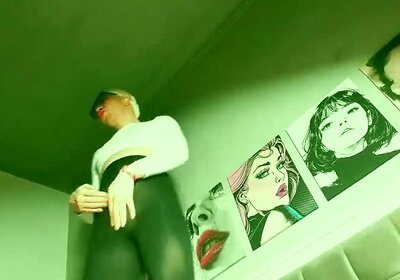 secretary says me so horny