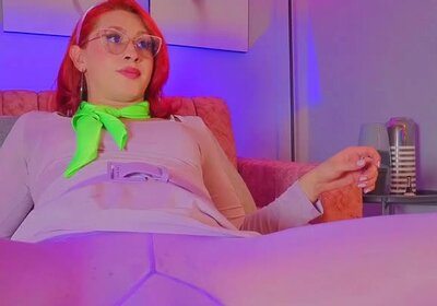 dafne de scooby doo con polla