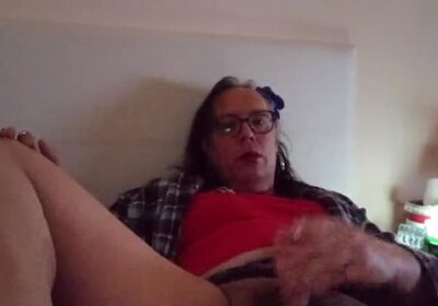 I grope myself watching futanaria in xhamster