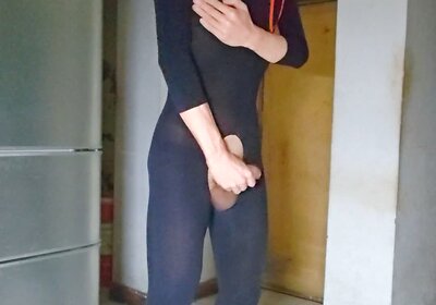 crossdress VID_20250216_212651