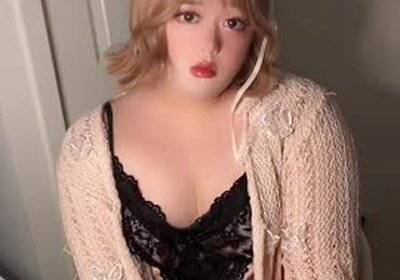 gorgeous asian shemale mommy jerk you off webcam