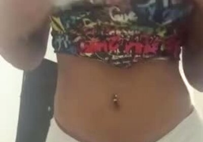 Pau marcando a roupa do jeito que eu gosto