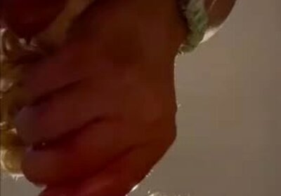 Arrombou meu cu com sutileza, bem melhor que a outra