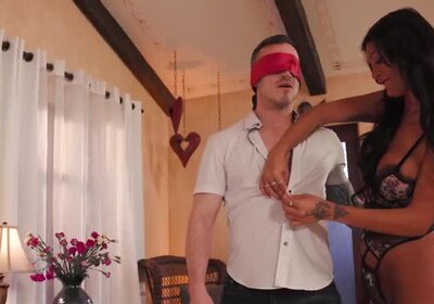 Victoria Grant and Haven Rose segues a lustful threesome with Derek Kage