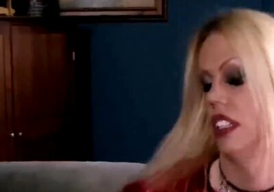 Guy and shemale having intense sex